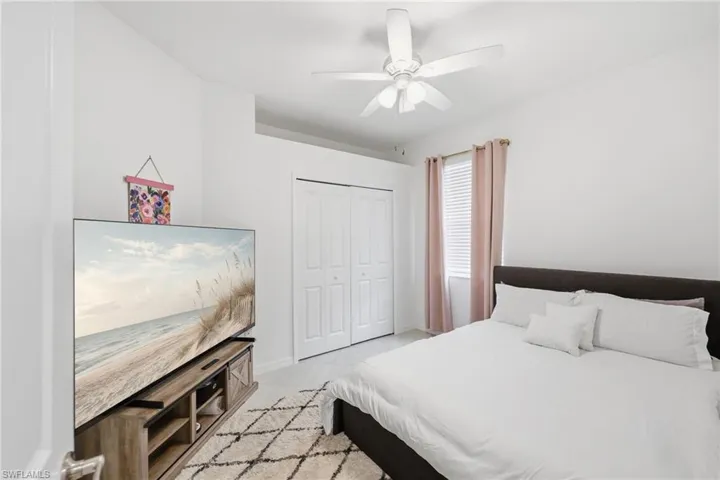 2584 Vine Ave, Naples, Florida 34120