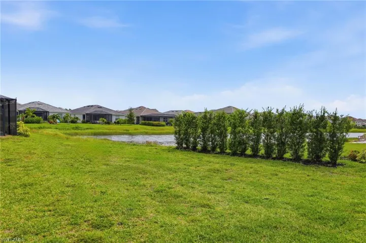 2584 Vine Ave, Naples, Florida 34120
