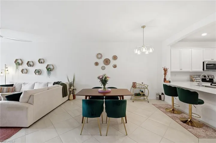 2584 Vine Ave, Naples, Florida 34120