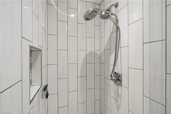 UPDATED MODERN SHOWER...