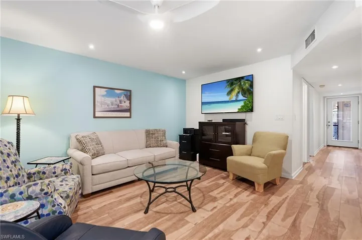 175 Forest Lakes Blvd 175, Naples, Florida 34105