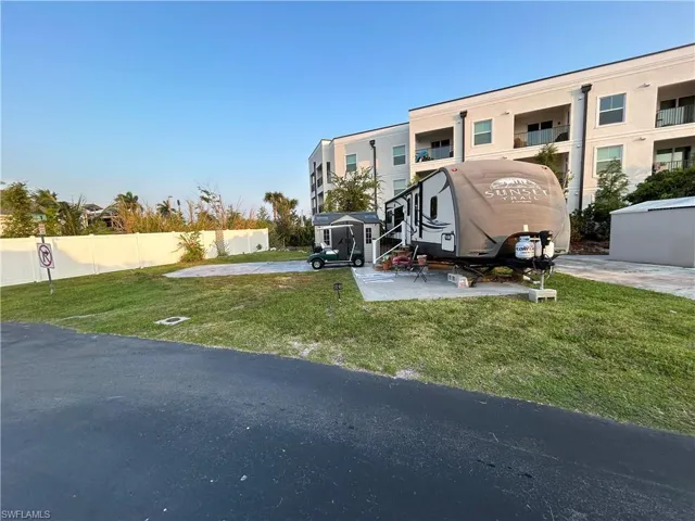 11501  Ariana  DR, Fort Myers, FL 33908