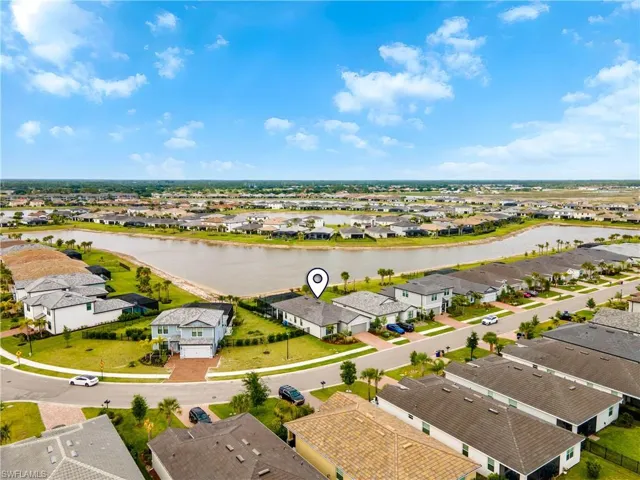 3692 Passion Vine Dr, Alva, Florida 33920