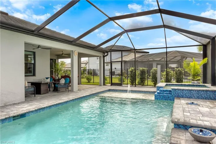 3692 Passion Vine Dr, Alva, Florida 33920
