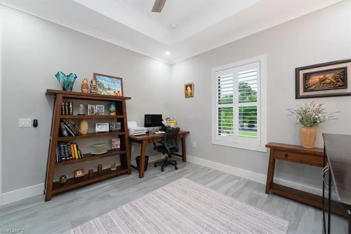 328 16th Ave Nw, Naples, Florida 34120