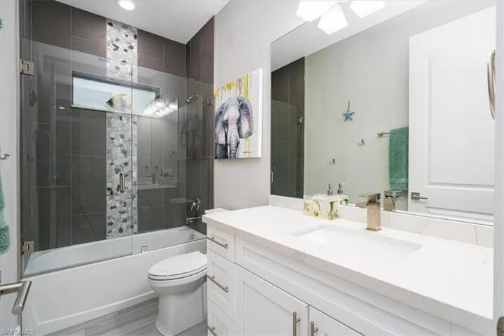 328 16th Ave Nw, Naples, Florida 34120