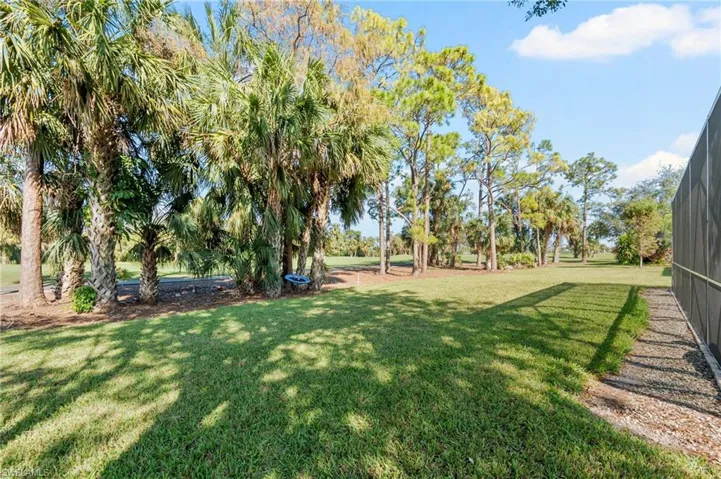 2032  Par  DR, Naples, FL 34120