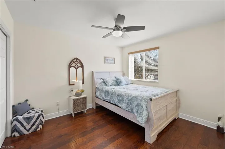 2032  Par  DR, Naples, FL 34120