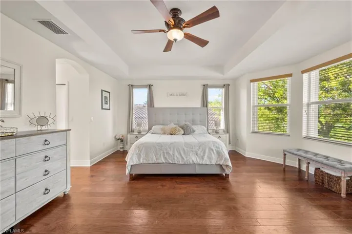 2032  Par  DR, Naples, FL 34120