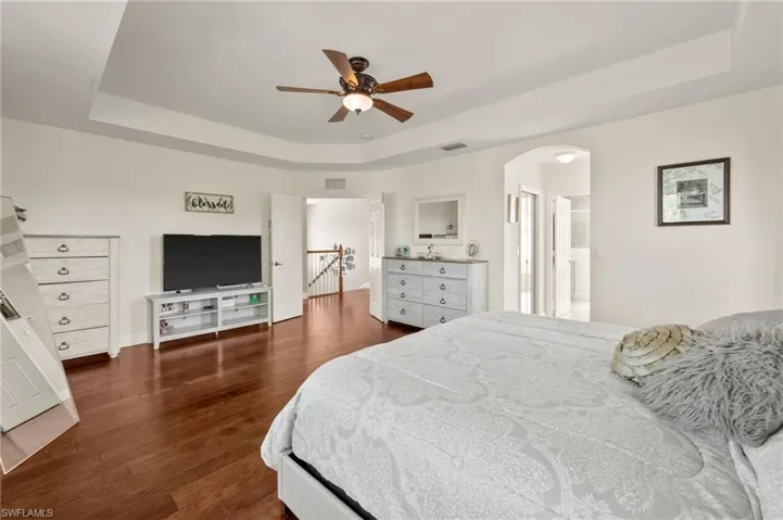 2032  Par  DR, Naples, FL 34120