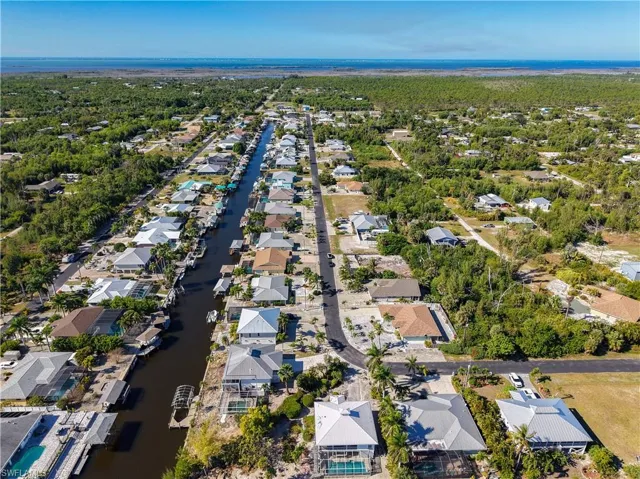 3472 Manatee Dr, St. James City, Florida 33956