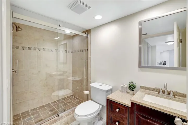 340 Horse Creek Dr 207, Naples, Florida 34110