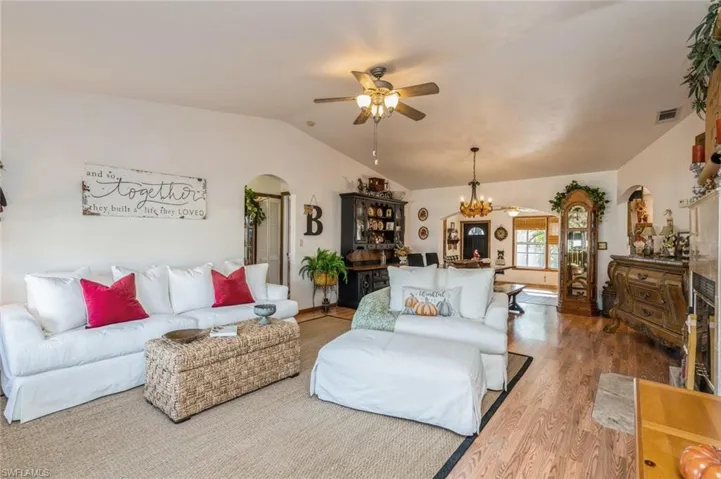 630 SW 31st  ST, Cape Coral, FL 33914
