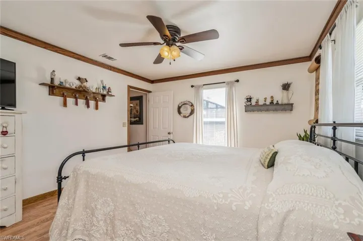 630 SW 31st  ST, Cape Coral, FL 33914