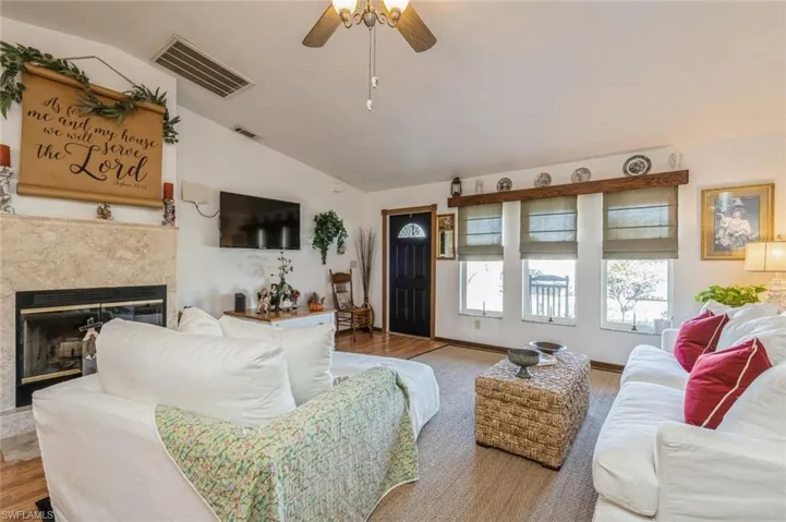 630 SW 31st  ST, Cape Coral, FL 33914