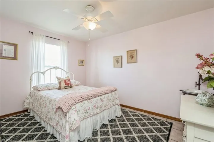 630 SW 31st  ST, Cape Coral, FL 33914