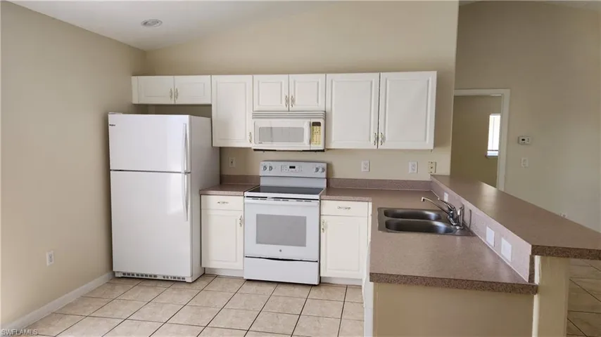 3800 15th St Sw, Lehigh Acres, Florida 33976