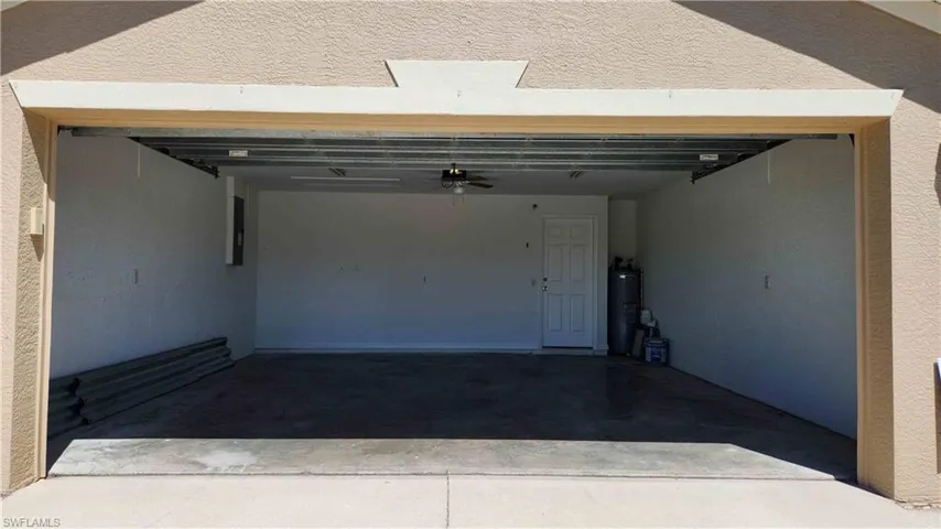3800 15th St Sw, Lehigh Acres, Florida 33976