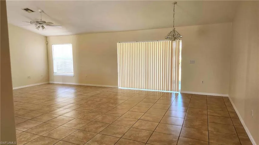 3800 15th St Sw, Lehigh Acres, Florida 33976