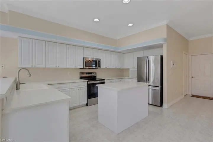 8711  KILKENNY  CT, Fort Myers, FL 33912