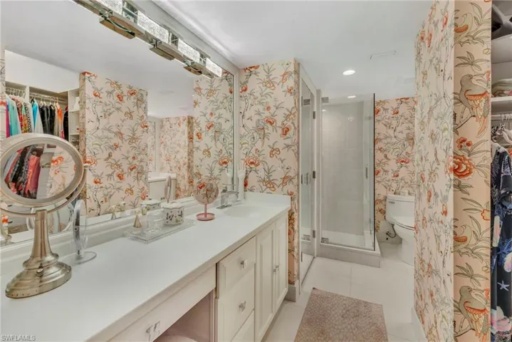 5954  Pelican Bay  BLVD, Naples, FL 34108