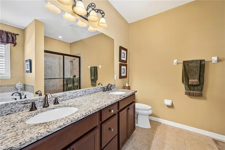 2545 Verdmont Ct, Cape Coral, Florida 33991