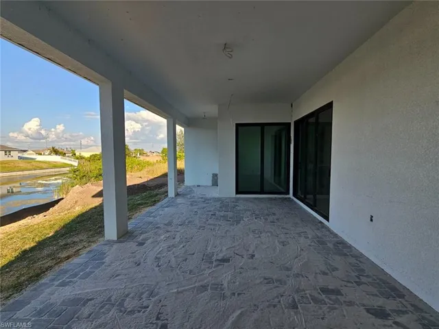 31 NW 19th  TER, Cape Coral, FL 33993