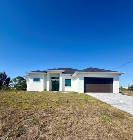 31 NW 19th  TER, Cape Coral, FL 33993
