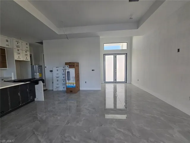 31 NW 19th  TER, Cape Coral, FL 33993