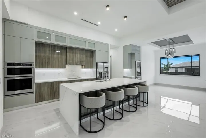 342 31st Ave, Cape Coral, Florida 33991