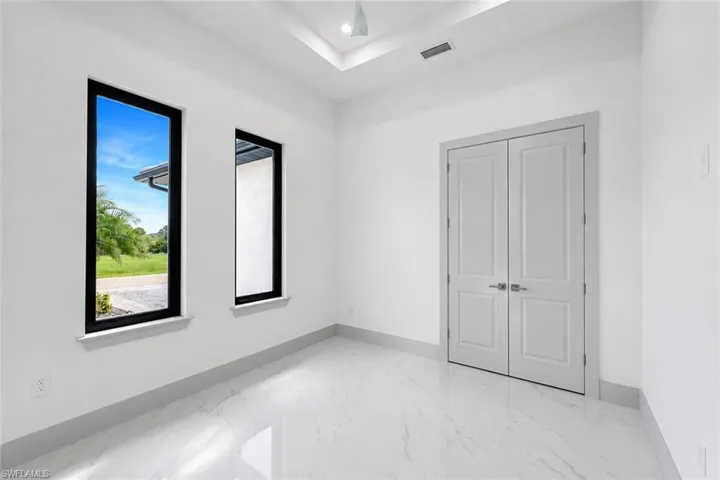 342 31st Ave, Cape Coral, Florida 33991