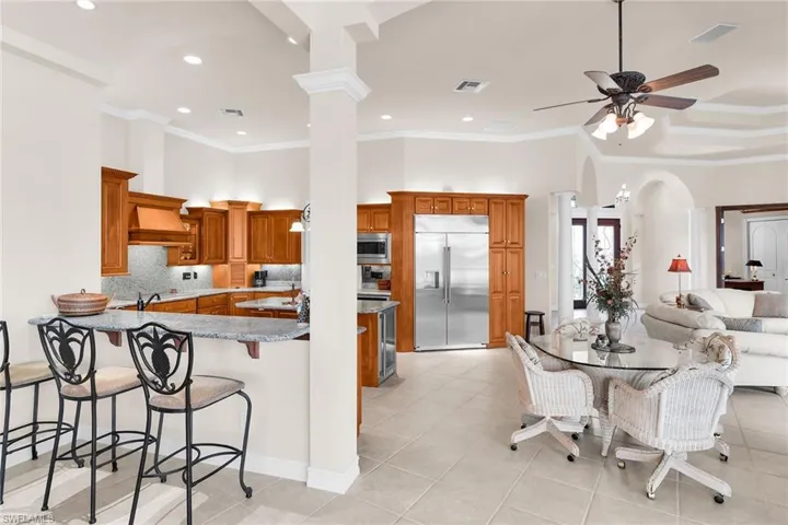 Breakfast Bar