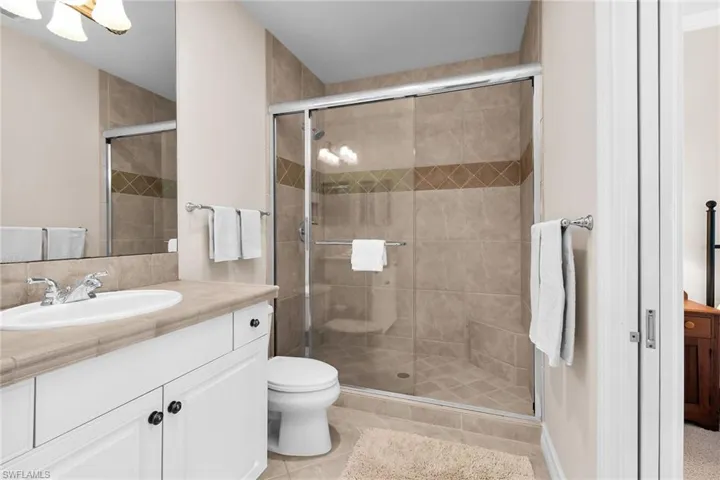 Ensuite Full Bath #3