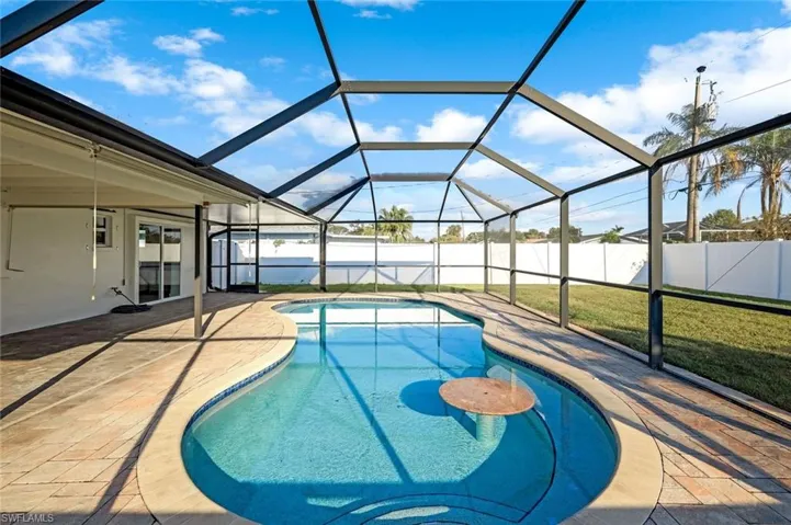 240 SE 43rd  TER, Cape Coral, FL 33904