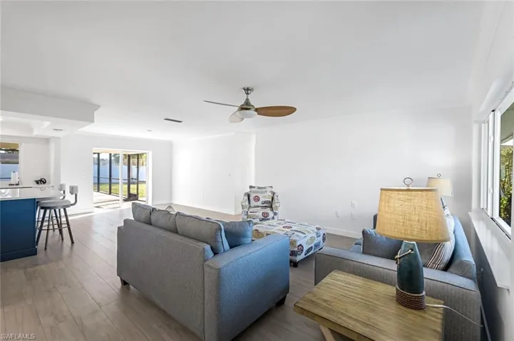 240 SE 43rd  TER, Cape Coral, FL 33904