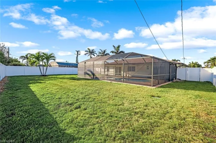 240 SE 43rd  TER, Cape Coral, FL 33904