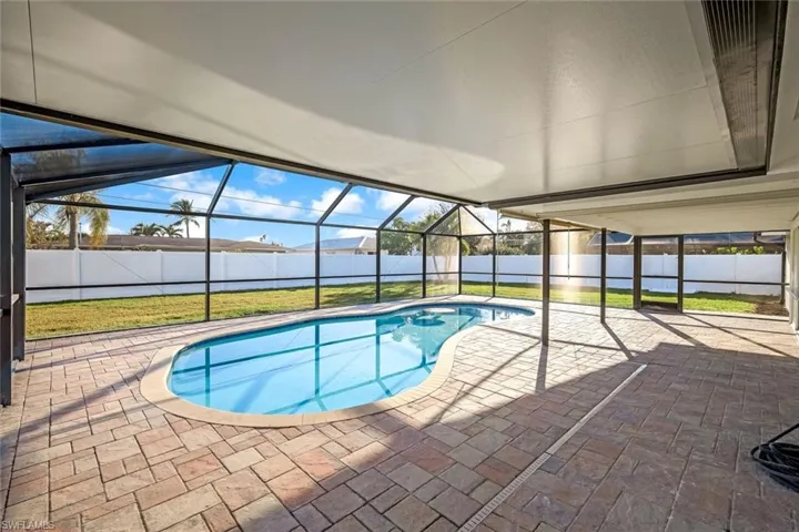 240 SE 43rd  TER, Cape Coral, FL 33904