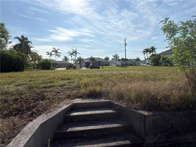 4000 SW 26th  AVE, Cape Coral, FL 33914