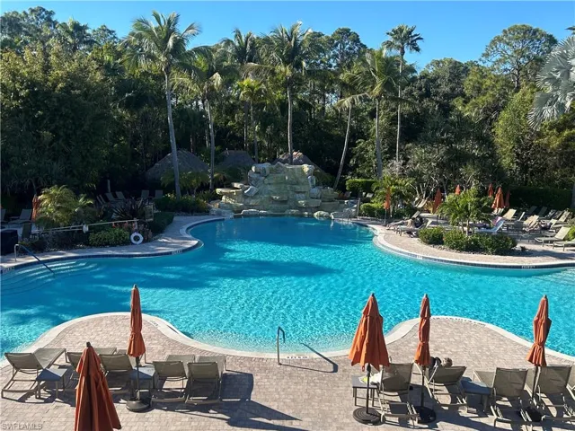 Community pool
