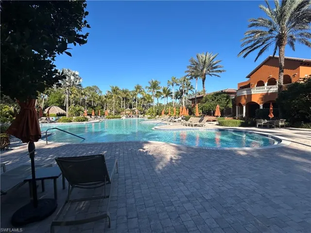 Community pool