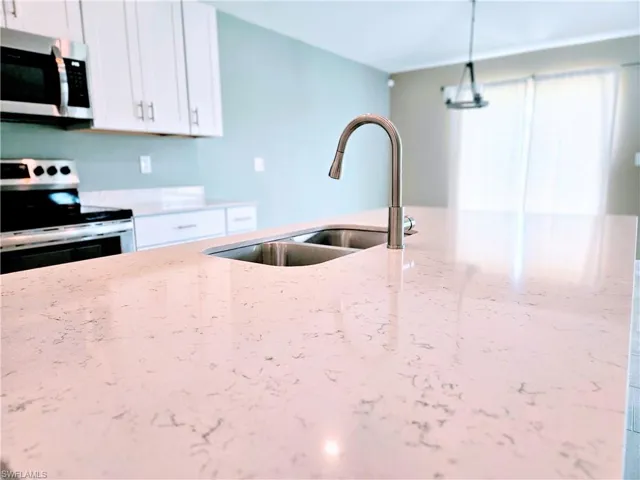 4005  Villa Doria  CT, North Fort Myers, FL 33917