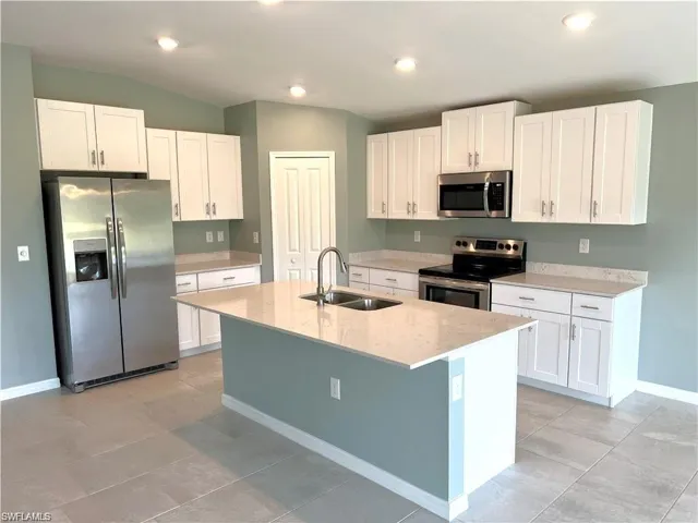 4005  Villa Doria  CT, North Fort Myers, FL 33917