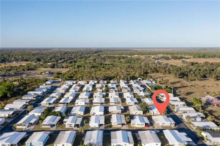 Birds eye view of property