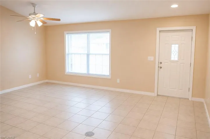 1422 Se 18th St, Cape Coral, Florida 33990