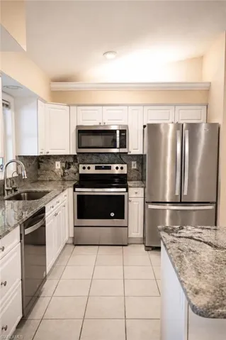 1422 Se 18th St, Cape Coral, Florida 33990