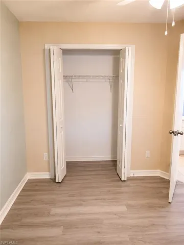 1422 Se 18th St, Cape Coral, Florida 33990