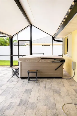1422 Se 18th St, Cape Coral, Florida 33990