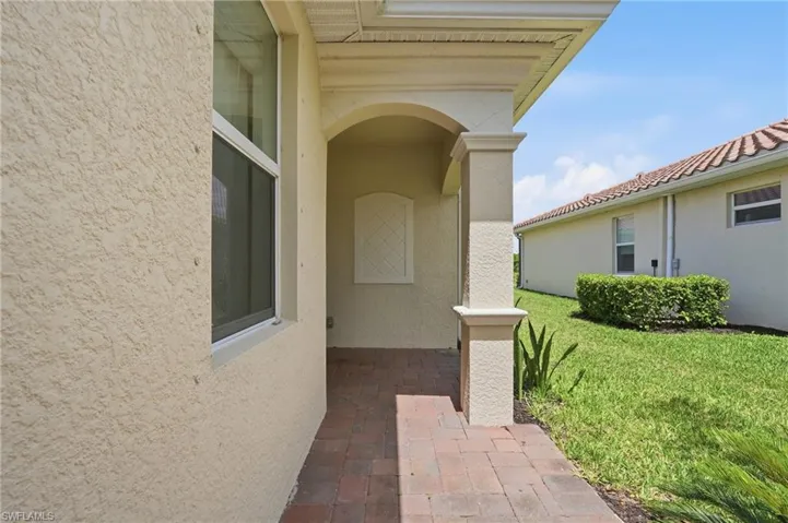 1648 Alameda Dr, Naples, Florida 34120
