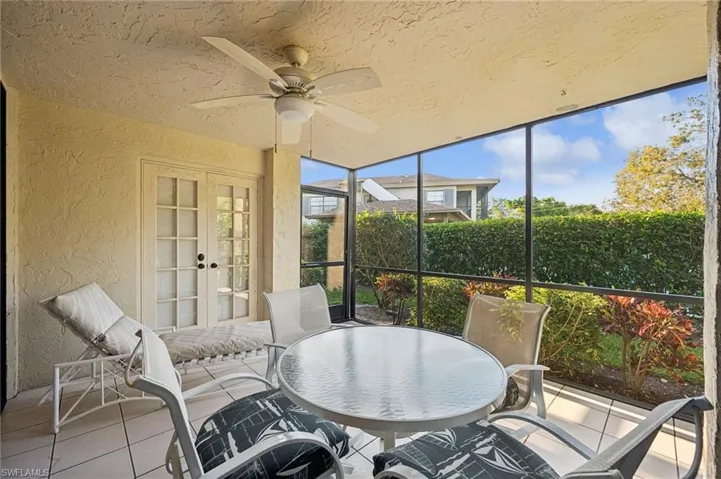 3101  Riviera  DR, Naples, FL 34103