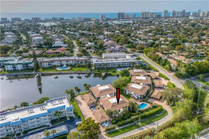 3101  Riviera  DR, Naples, FL 34103